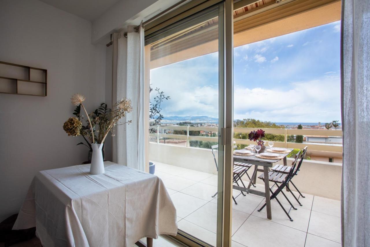 Vue Mer, Terrasse Et Parking Prive Antibes Luaran gambar